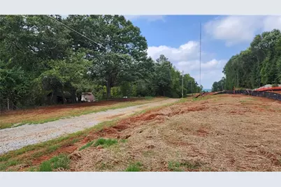 1661 Friendship Road, Hoschton, GA 30548 - Photo 48