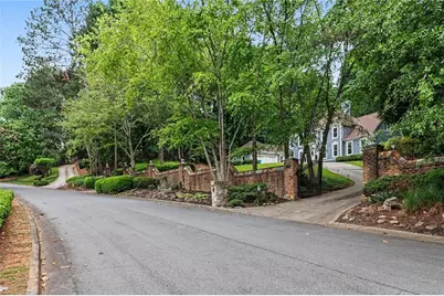 590 Valley Hall Drive, Atlanta, GA 30350 - Photo 4