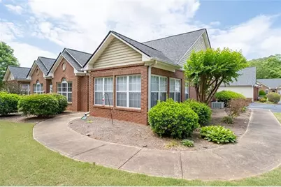 3732 Villa Springs Circle, Powder Springs, GA 30127 - Photo 4