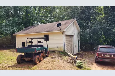 1661 Friendship Road, Hoschton, GA 30548 - Photo 20