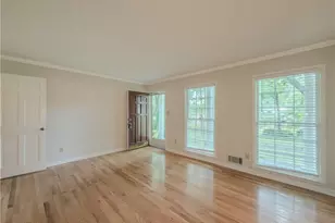 2764 Amberly Way, Snellville, GA 30078 - Photo 8