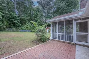2764 Amberly Way, Snellville, GA 30078 - Photo 38