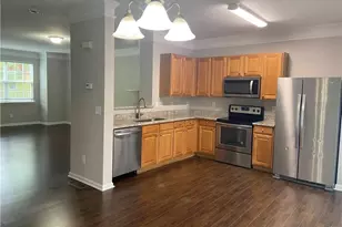 2214 Landing Walk Dr, Duluth, GA 30097 - Photo 8