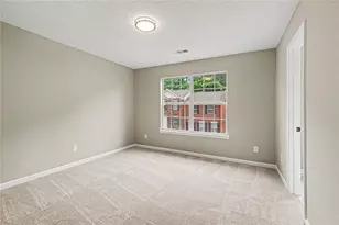 402 Heritage Park Trace NW, Kennesaw, GA 30144 - Photo 16