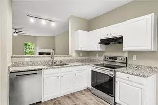 402 Heritage Park Trace NW, Kennesaw, GA 30144 - Photo 8