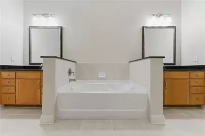3621 Vinings Slope SE #3511, Atlanta, GA 30339 - Photo 16