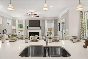 1005 Elowen Dr, Austell, GA 30168 - Photo 10