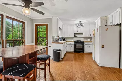 1626 Longwood Drive SW, Marietta, GA 30008 - Photo 10