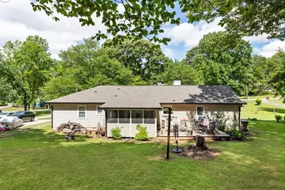 5627 Pinewood Drive, Flowery Branch, GA 30542 - Photo 44