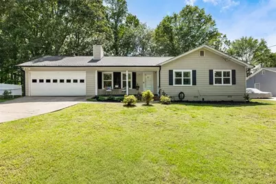 5627 Pinewood Drive, Flowery Branch, GA 30542 - Photo 1