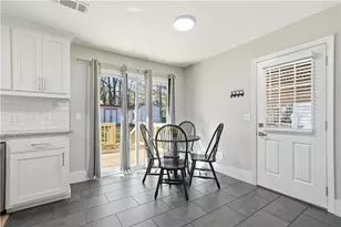 516 Landers St, Monroe, GA 30655 - Photo 6