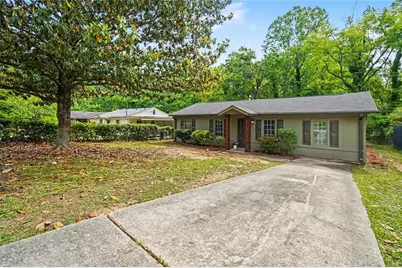 793 Ayrshire Circle NW, Atlanta, GA 30318 - Photo 2