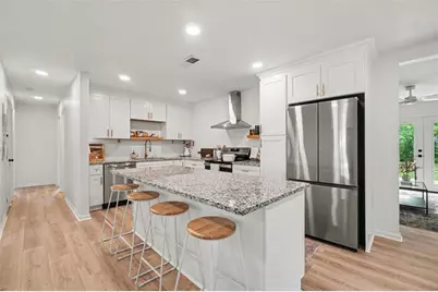793 Ayrshire Circle NW, Atlanta, GA 30318 - Photo 8
