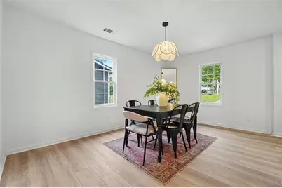 793 Ayrshire Circle NW, Atlanta, GA 30318 - Photo 6