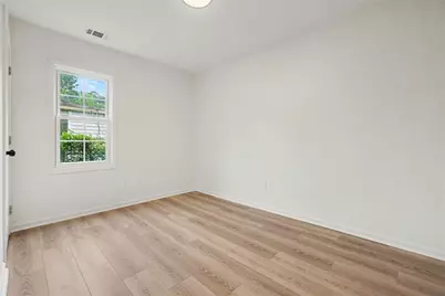793 Ayrshire Circle NW, Atlanta, GA 30318 - Photo 16