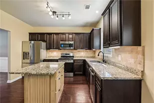 252 Stone Lk Dr, Dallas, GA 30157 - Photo 2
