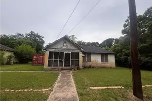 2918 9th St, Columbus, GA 31906 - Photo 2