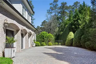755 Heards Ferry Rd, Atlanta, GA 30328 - Photo 6