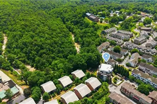 220 Vickery Falls Dr, Roswell, GA 30075 - Photo 26