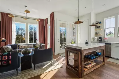 962 Bibbs Circle #7, Atlanta, GA 30318 - Photo 4