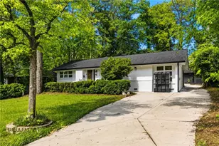 1988 Brewer Blvd SW, Atlanta, GA 30310 - Photo 2