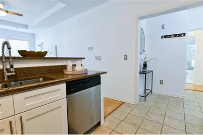 821 Ralph McGill Boulevard NE #APT 2416, Atlanta, GA 30306 - Photo 8