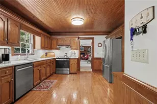 4850 Bainbridge Ct SW, Lilburn, GA 30047 - Photo 14