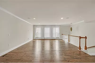 860 Stonehill Lane, Atlanta, GA 30324 - Photo 8