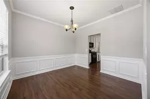 1650 Huntcrest Way SW, Mableton, GA 30126 - Photo 4