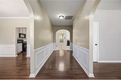 1650 Huntcrest Way SW, Mableton, GA 30126 - Photo 2