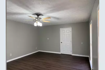 818 Bradford Court, Lilburn, GA 30047 - Photo 16
