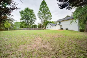 4307 Cedar Wood Dr SW, Lilburn, GA 30047 - Photo 32