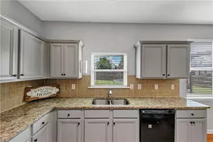 210 Creek View Ln, Acworth, GA 30102 - Photo 12