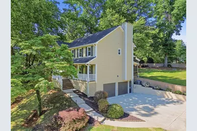 481 Springs End Lane NE, Marietta, GA 30068 - Photo 2