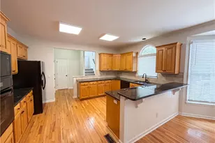 1900 Milfield Cir, Snellville, GA 30078 - Photo 8