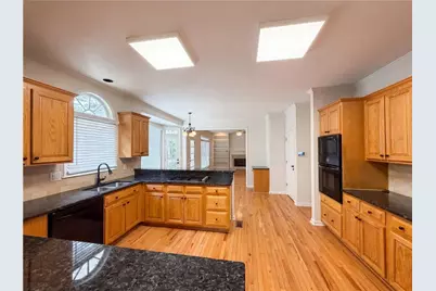 1900 Milfield Circle, Snellville, GA 30078 - Photo 2