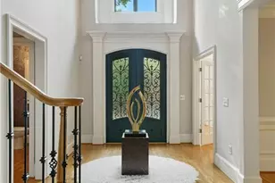 3770 Newport Bay Dr, Alpharetta, GA 30005 - Photo 4