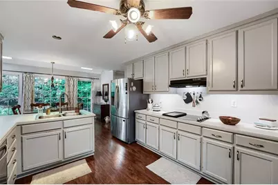 152 Oakwood Hills Drive, Suwanee, GA 30024 - Photo 10