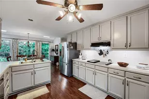 152 Oakwood Hills Dr, Suwanee, GA 30024 - Photo 8