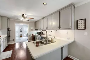 152 Oakwood Hills Dr, Suwanee, GA 30024 - Photo 10