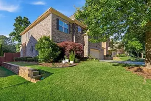 1255 Redbud Dr, Alpharetta, GA 30005 - Photo 4