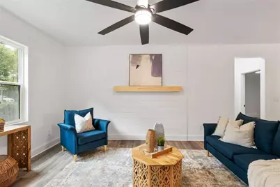 121 Orchard Street, Fairburn, GA 30213 - Photo 2