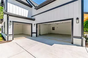 6004 Hemingway Ln, Gainesville, GA 30506 - Photo 10