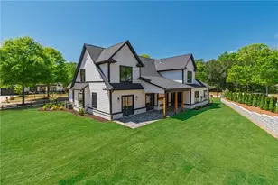 6004 Hemingway Ln, Gainesville, GA 30506 - Photo 8
