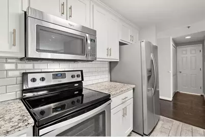 3481 Lakeside Drive #1007, Atlanta, GA 30326 - Photo 6