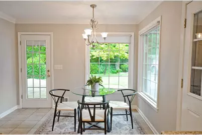 2065 Renault Lane, Atlanta, GA 30345 - Photo 16