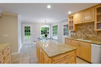 2065 Renault Lane, Atlanta, GA 30345 - Photo 16