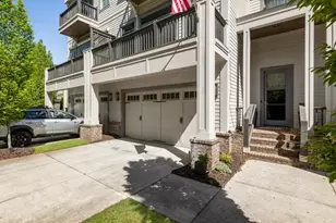 1079 Canton St, Roswell, GA 30075 - Photo 2