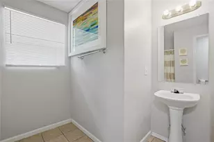 1070 Mayson Turner Rd NW, Atlanta, GA 30314 - Photo 12