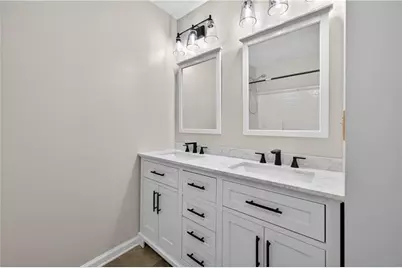 5135 Hillcrest Glenn Drive, Sugar Hill, GA 30518 - Photo 16